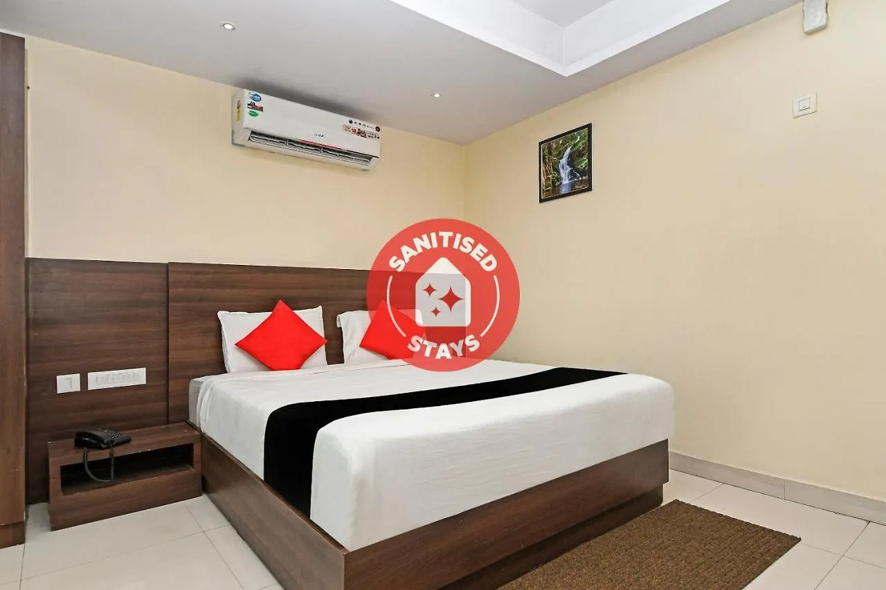 Capital O 76622 Hotel Raama Grand contacts